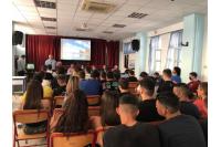 Ο Πρόεδρος Β.Ε.Π. στο 4ο Ναυτικό ΕΠΑΛ Πειραιά «Νίκος Καββαδίας» «Η τεχνική και ναυτική εκπαίδευση είναι παράγοντες καθοριστικοί για την ανάπτυξη της εθνικής μας οικονομίας»