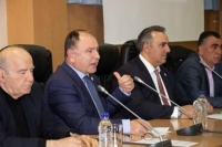 Το Βιοτεχνικό Επιμελητήριο Πειραιά βράβευσε την ΥΠΑ και το Δήμο Μεγαρέων στη συνεδρίαση του Δ.Σ. στα Μέγαρα