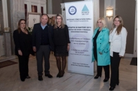 Εντυπωσιακή παρουσία γυναικών στο κοκτέϊλ με άρωμα Γυναικείας Επιχειρηματικότητας στο Δημοτικό Θέατρο Πειραιά