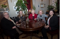 Εντυπωσιακή παρουσία γυναικών στο κοκτέϊλ με άρωμα Γυναικείας Επιχειρηματικότητας στο Δημοτικό Θέατρο Πειραιά