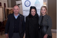 Εντυπωσιακή παρουσία γυναικών στο κοκτέϊλ με άρωμα Γυναικείας Επιχειρηματικότητας στο Δημοτικό Θέατρο Πειραιά