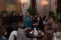 Εντυπωσιακή παρουσία γυναικών στο κοκτέϊλ με άρωμα Γυναικείας Επιχειρηματικότητας στο Δημοτικό Θέατρο Πειραιά