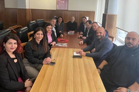 ΣΥΝΑΝΤΗΣΗ ΕΡΓΑΣΙΑΣ Β.Ε.Π. ΜΕ ΟΜΟΣΠΟΝΔΙΑ ΕΠΑΓΓΕΛΜΑΤΟΒΙΟΤΕΧΝΩΝ ΖΑΧΑΡΟΠΛΑΣΤΩΝ ΕΛΛΑΔΑΣ ΚΑΙ ΔΗΜΟΥ ΠΕΙΡΑΙΑ