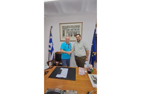 Συνάντηση του Προέδρου του Βιοτεχνικού Επιμελητηρίου Πειραιά κ. Γιάννη Μαστρονικόλα με τον Δήμαρχο Νίκαιας - Αγίου Ιωάννη Ρέντη κ. Κώστα Μαραγκάκη 