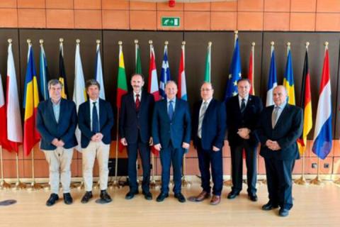 Νέος Πρόεδρος στο Δίκτυο Νησιωτικών Επιμελητηρίων της Ευρωπαϊκής Ένωσης (INSULEUR) ο Πρόεδρος του Επιμελητηρίου Κυκλάδων κ. Γιάννης Ρούσσος