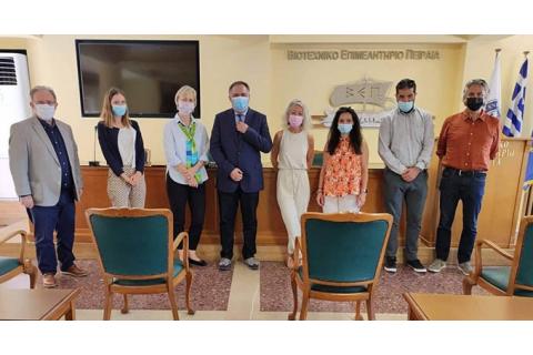 "Τηλεδιάσκεψη ΕΠΑ.Λ. Επιμελητηριακής Περιφέρειας Β.Ε.Π. με εκπροσώπους του Ελληνογερμανικού Επιμελητηρίου για τη βράβευση των μαθητών"