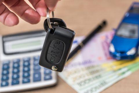 Ηλεκτρονικά ο υπολογισμός και η πληρωμή των τελών για τη μεταβίβαση οχήματος