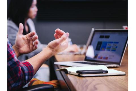 Τη Δευτέρα ξεκινούν οι αιτήσεις για το νέο πρόγραμμα ψηφιακής κατάρτισης στο υπολογιστικό νέφος σε συνεργασία ΟΑΕΔ - Amazon Web Services για 1.000 ανέργους