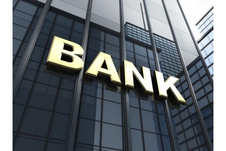 Συναλλαγές στα τραπεζικά καταστήματα ύστερα τα νέα μέτρα