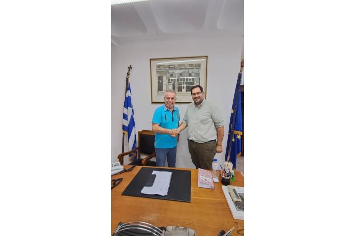 Συνάντηση του Προέδρου του Βιοτεχνικού Επιμελητηρίου Πειραιά κ. Γιάννη Μαστρονικόλα με τον Δήμαρχο Νίκαιας - Αγίου Ιωάννη Ρέντη κ. Κώστα Μαραγκάκη