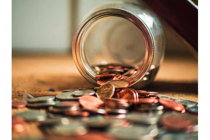 Καθορισμός κατώτατου μισθού και κατώτατου ημερομισθίου για τους υπαλλήλους και τους εργατοτεχνίτες όλης της χώρας