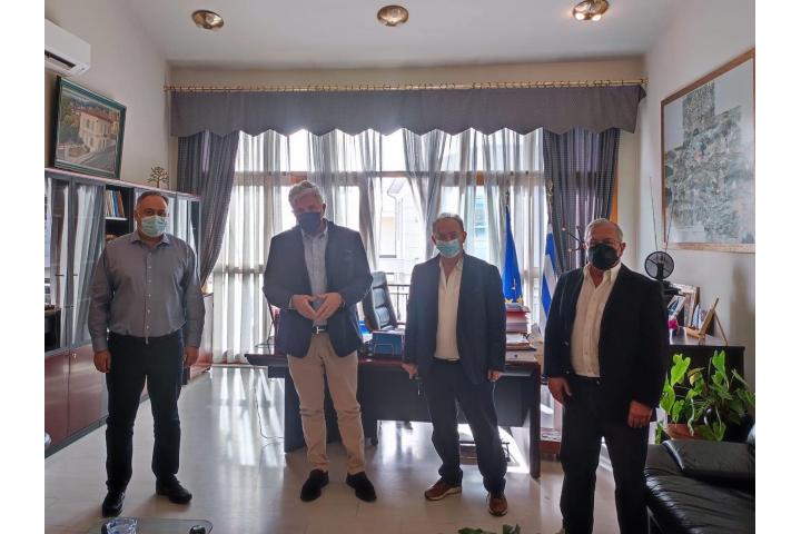 Εκπόνηση κυκλοφοριακής μελέτης για τη Βιομηχανική περιοχή Μάνδρας συμφώνησαν Βιοτεχνικό Επιμελητήριο Πειραιά και Δήμος       