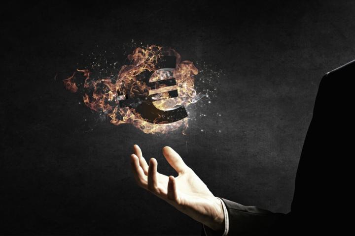 Παράταση και αναστολή καταβολής βεβαιωμένων οφειλών για τα φυσικά και νομικά πρόσωπα που επλήγησαν από τις πυρκαγιές στην Αττική