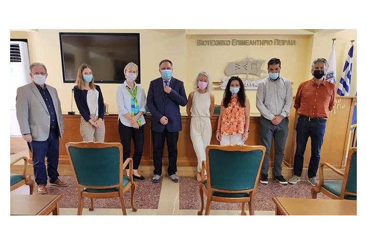 "Τηλεδιάσκεψη ΕΠΑ.Λ. Επιμελητηριακής Περιφέρειας Β.Ε.Π. με εκπροσώπους του Ελληνογερμανικού Επιμελητηρίου για τη βράβευση των μαθητών"