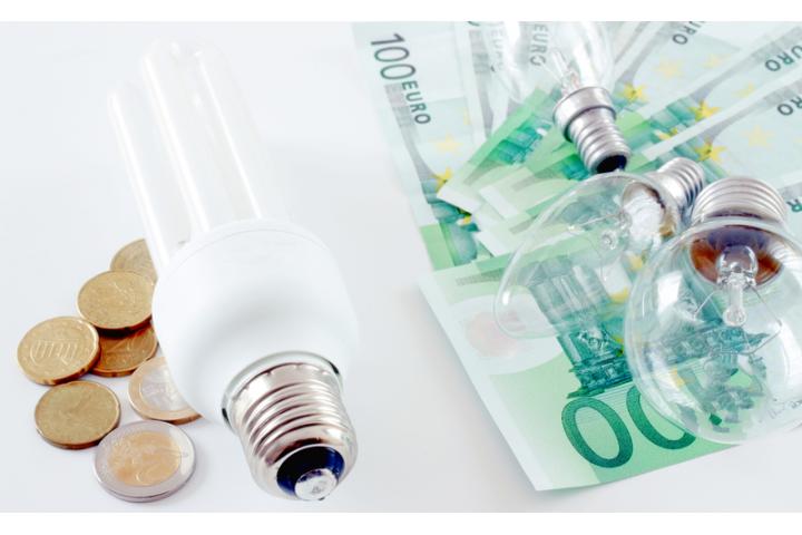  Ηλεκτρική ενέργεια:  Μέτρα για τη στήριξη επιχειρήσεων -  39 ευρώ το μήνα η επιδότηση