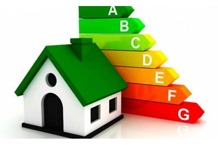 Σε δημόσια διαβούλευση τίθεται ο Οδηγός του νέου «Εξοικονομώ»