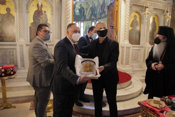 Στο Βιοτεχνικό Επιμελητήριο Πειραιά το φλουρί της Πρωτοχρονιάτικης πίτας του Δήμου Πειραιά 